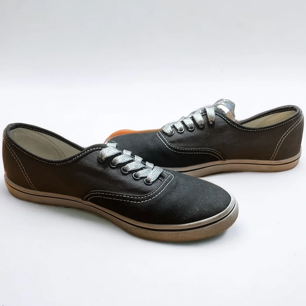 Vans Canvas Low Top Black/Gray Lace Up Sneakers